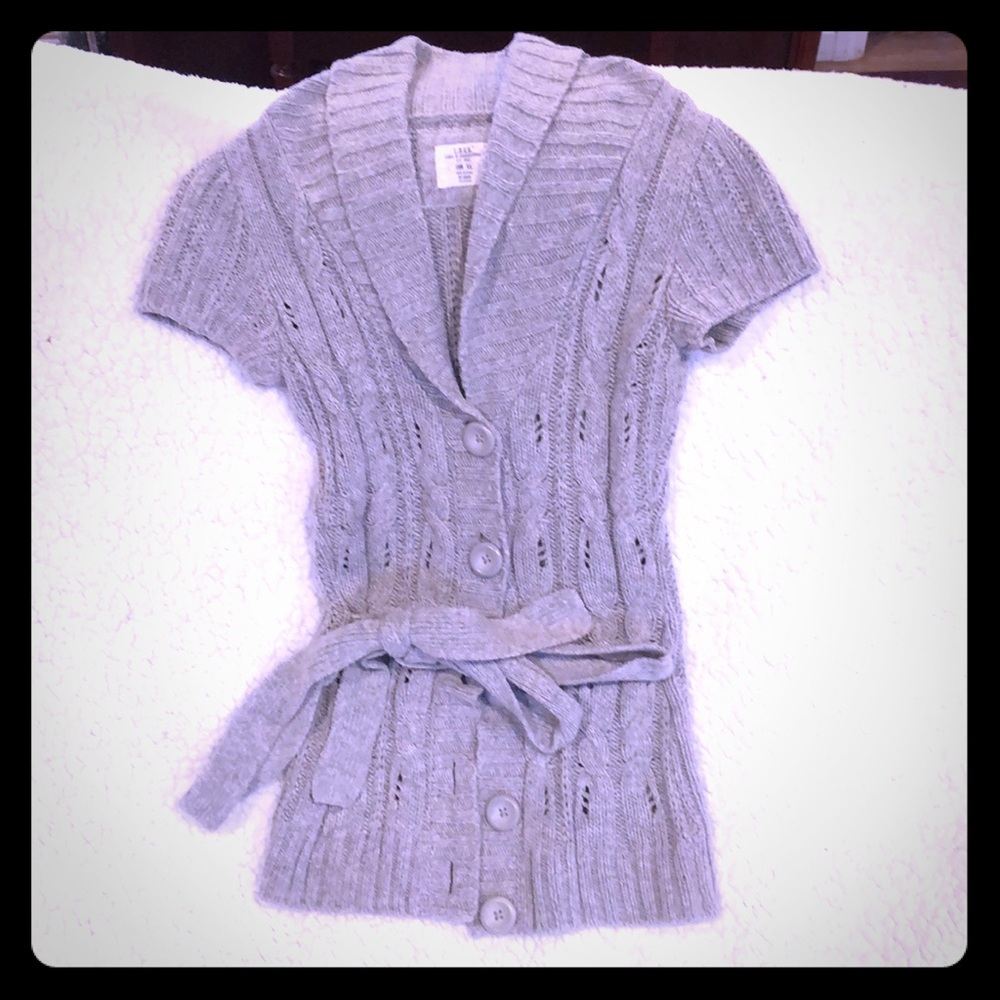 Short sleeve sweater cardigan
